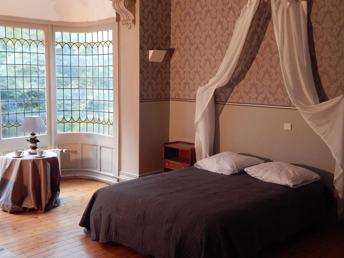 Manoir Les Cedres Bed & Breakfast Corbehem Exterior photo